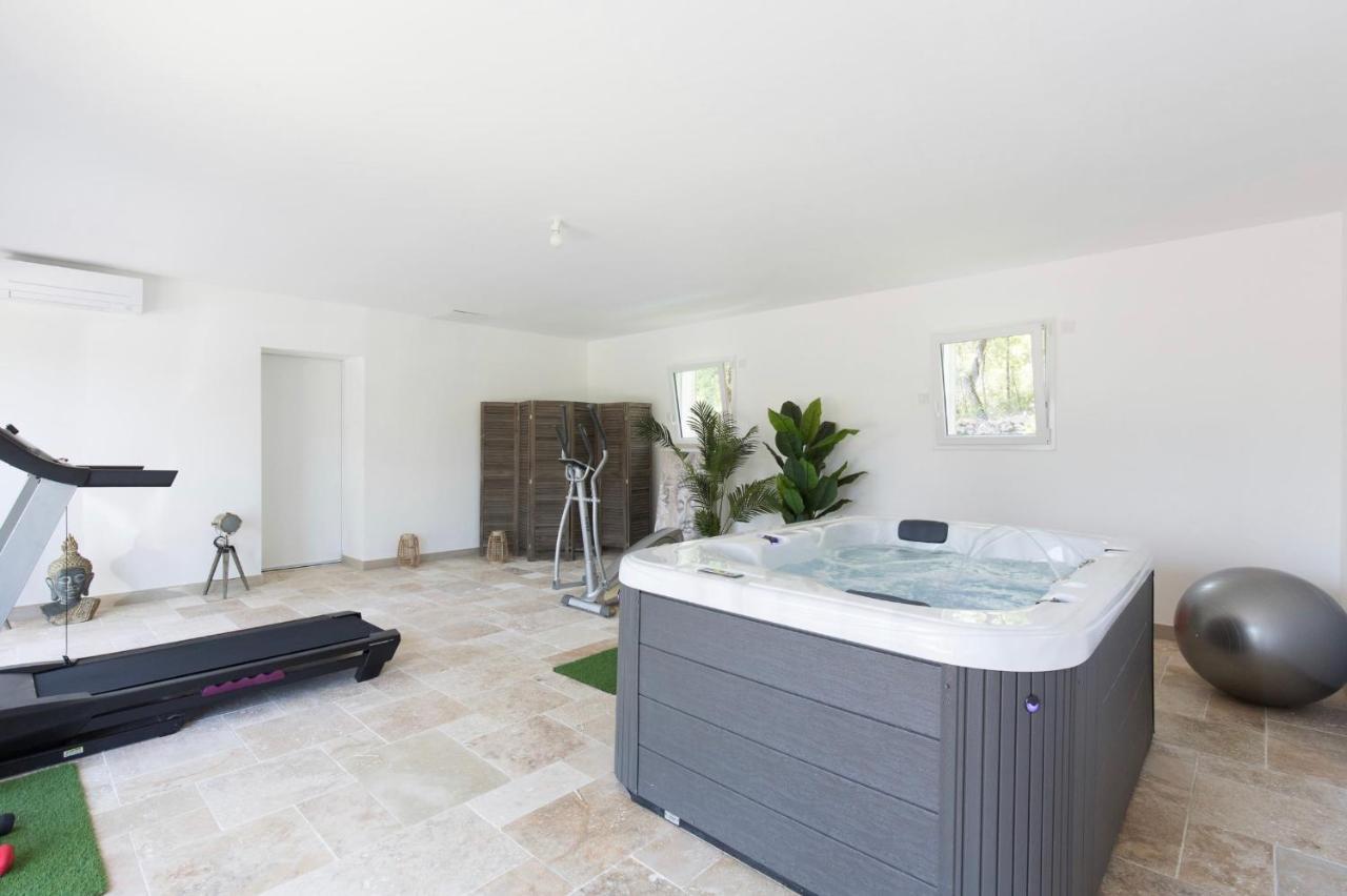 Superbe Villa Seillans La Grande Bastide Avec Piscine, Jardin, Climatisation Et Salle De Sport 外观 照片